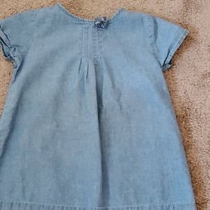 Girl's dress